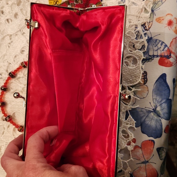 Beaded purse red and multi color - Picture 3 of 10